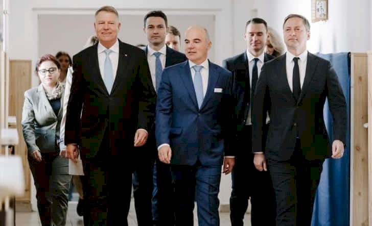 Deputatul USR Emanuel Ungureanu a spus clar cine va fi numit premier de Klaus Iohannis. Un nume surpriză. Dacian Cioloș este doar o glumă
