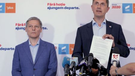Dan Barna sau Dacian Cioloș? Cine este noul președinte al USR-PLUS? Diferență de doar 695 de voturi