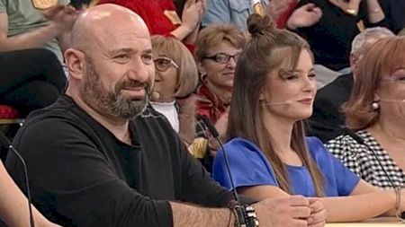 Chef Cătălin Scărlătescu se desparte de iubita sa, Doina Teodoru? Motivul: chef Sorin Bontea. Ce s-a întâmplat la Chefi la Cuțite în spatele ușilor închis