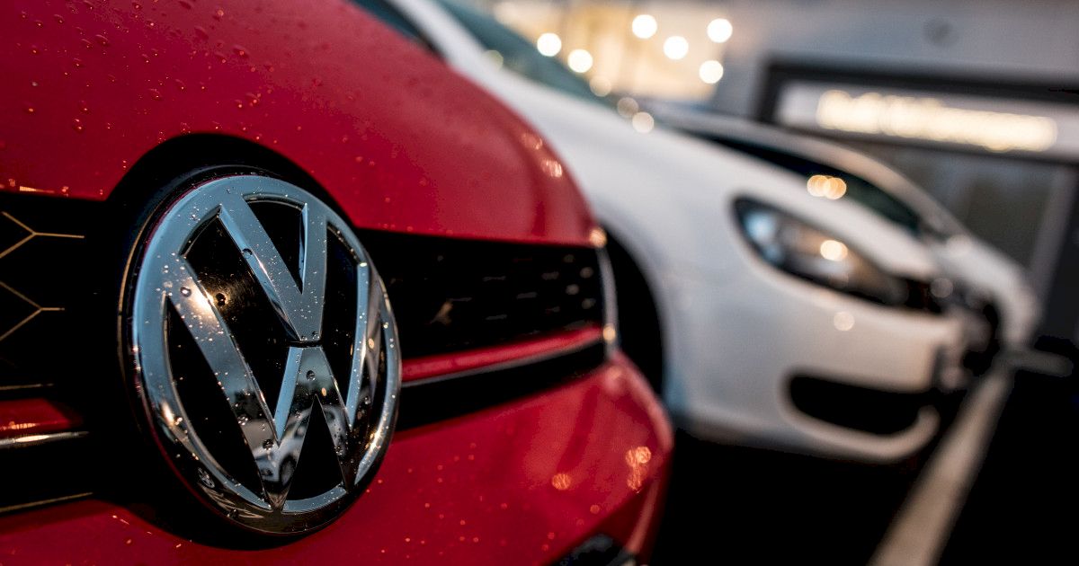 Adio Volkswagen! Care a fost cea mai bine vândută mașină din lume în 2022! Și românii o preferă masiv